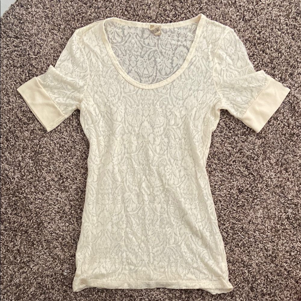 ☀️🐇Elegant Cream Lace Women's Top